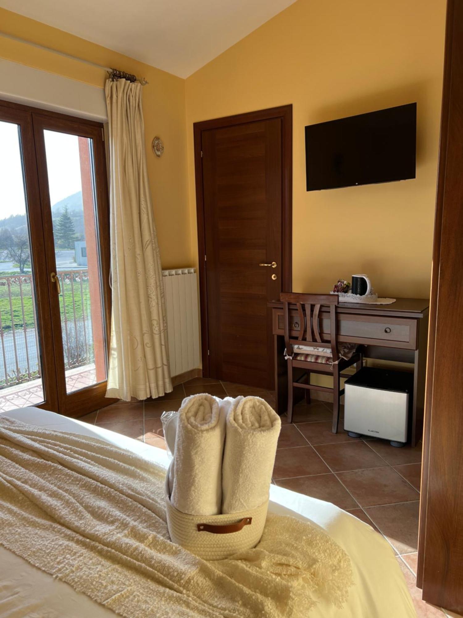 B&B Il Girasole Castel Di Sangro Esterno foto