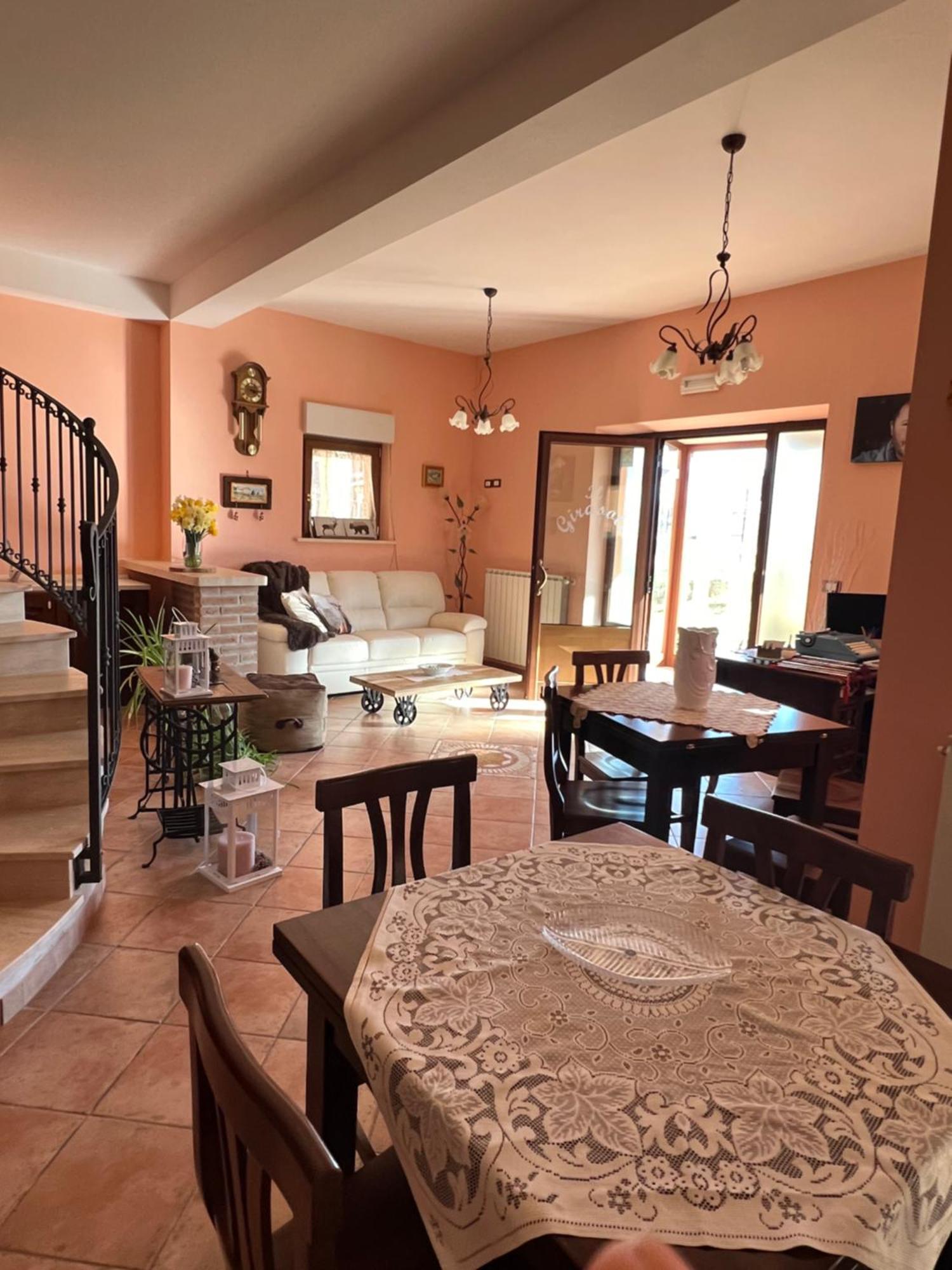 B&B Il Girasole Castel Di Sangro Esterno foto